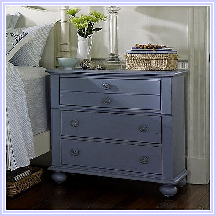 Coastal Living by Stanley Bachelor's Chest High Tide